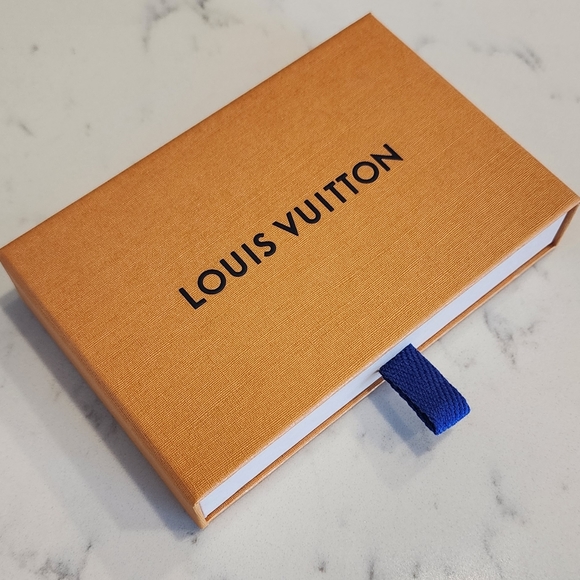LOUIS VUITTON - Mini giftbox (Authentic) 2 - Picture 1 of 5